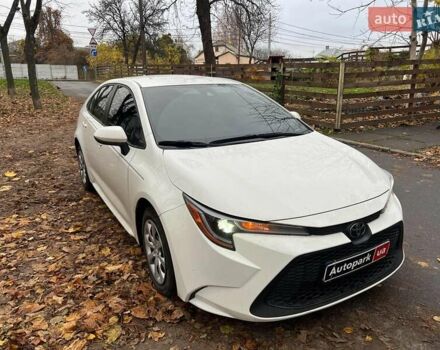 Белый Тойота Королла, объемом двигателя 1.8 л и пробегом 40 тыс. км за 16990 $, фото 2 на Automoto.ua