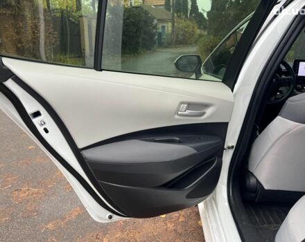 Белый Тойота Королла, объемом двигателя 1.8 л и пробегом 40 тыс. км за 16990 $, фото 17 на Automoto.ua