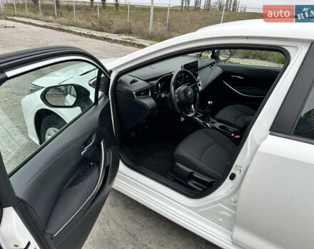 Білий Тойота Королла, об'ємом двигуна 1.6 л та пробігом 57 тис. км за 18900 $, фото 8 на Automoto.ua