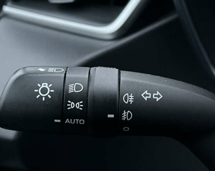 Білий Тойота Королла, об'ємом двигуна 1.6 л та пробігом 107 тис. км за 16500 $, фото 43 на Automoto.ua