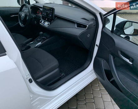 Белый Тойота Королла, объемом двигателя 1.6 л и пробегом 30 тыс. км за 16000 $, фото 7 на Automoto.ua