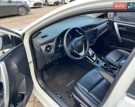 Білий Тойота Королла, об'ємом двигуна 1.8 л та пробігом 62 тис. км за 18200 $, фото 7 на Automoto.ua