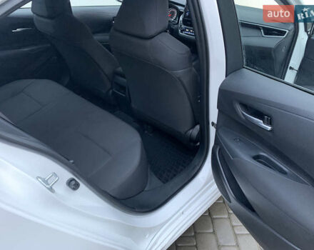 Белый Тойота Королла, объемом двигателя 1.6 л и пробегом 31 тыс. км за 15500 $, фото 8 на Automoto.ua