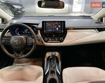 Белый Тойота Королла, объемом двигателя 1.8 л и пробегом 50 тыс. км за 19999 $, фото 18 на Automoto.ua