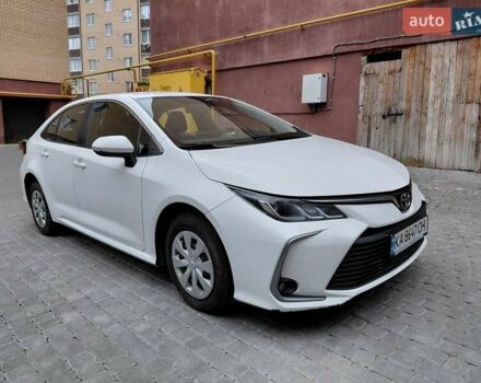 Белый Тойота Королла, объемом двигателя 1.6 л и пробегом 193 тыс. км за 15800 $, фото 3 на Automoto.ua