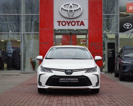 Белый Тойота Королла, объемом двигателя 1.8 л и пробегом 86 тыс. км за 21700 $, фото 4 на Automoto.ua