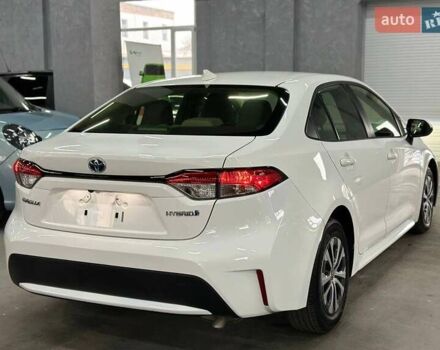 Белый Тойота Королла, объемом двигателя 1.8 л и пробегом 50 тыс. км за 19999 $, фото 6 на Automoto.ua