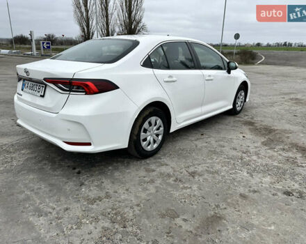 Білий Тойота Королла, об'ємом двигуна 1.6 л та пробігом 57 тис. км за 18900 $, фото 2 на Automoto.ua