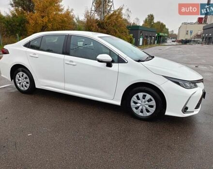 Белый Тойота Королла, объемом двигателя 1.6 л и пробегом 58 тыс. км за 17800 $, фото 5 на Automoto.ua