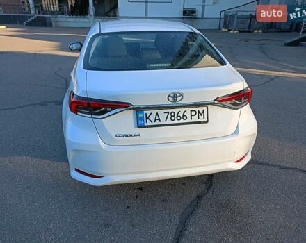 Тойота Королла 2021 в Киеве на Automoto.ua Белый Тойота Королла, объемом двигателя 1.6 л и пробегом 103 тыс. км за 16900 $, фото 9 на Automoto.ua