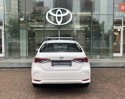Тойота Королла 2021 у Києві на Automoto.ua Білий Тойота Королла, об'ємом двигуна 1.6 л та пробігом 113 тис. км за 18268 $, фото 3 на Automoto.ua
