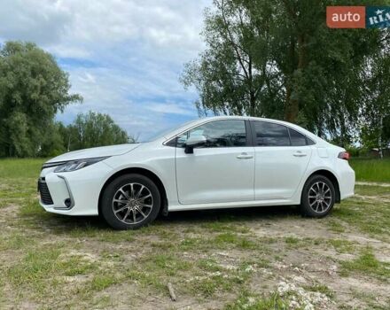 Білий Тойота Королла, об'ємом двигуна 1.6 л та пробігом 77 тис. км за 20000 $, фото 10 на Automoto.ua
