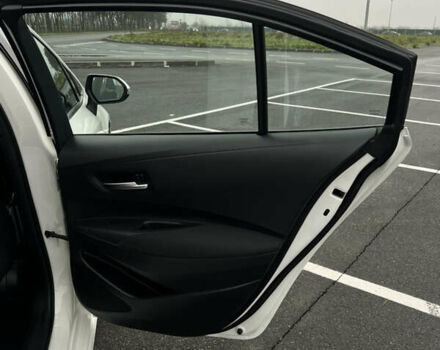 Білий Тойота Королла, об'ємом двигуна 1.6 л та пробігом 107 тис. км за 16500 $, фото 30 на Automoto.ua