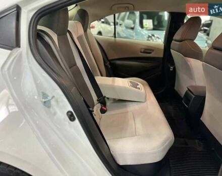 Белый Тойота Королла, объемом двигателя 1.8 л и пробегом 50 тыс. км за 19999 $, фото 17 на Automoto.ua