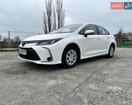 Білий Тойота Королла, об'ємом двигуна 1.6 л та пробігом 57 тис. км за 18900 $, фото 5 на Automoto.ua