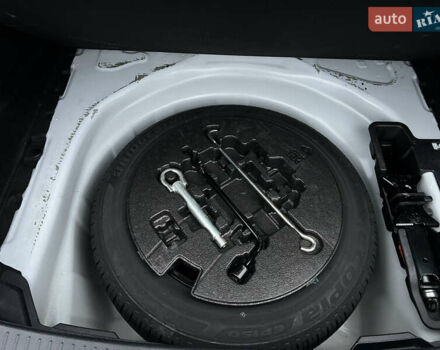 Білий Тойота Королла, об'ємом двигуна 1.6 л та пробігом 107 тис. км за 16500 $, фото 25 на Automoto.ua