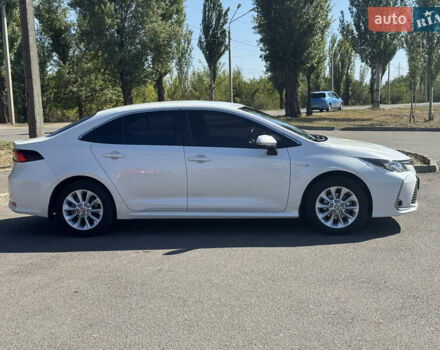 Белый Тойота Королла, объемом двигателя 1.8 л и пробегом 110 тыс. км за 23500 $, фото 6 на Automoto.ua
