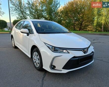 Тойота Королла 2021 в Киеве на Automoto.ua Белый Тойота Королла, объемом двигателя 1.6 л и пробегом 103 тыс. км за 16900 $, фото 4 на Automoto.ua