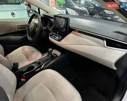 Белый Тойота Королла, объемом двигателя 1.8 л и пробегом 50 тыс. км за 19999 $, фото 19 на Automoto.ua