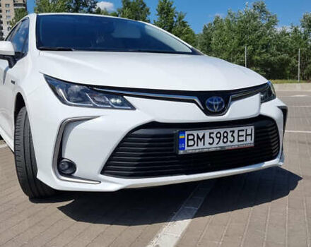 Белый Тойота Королла, объемом двигателя 1.8 л и пробегом 45 тыс. км за 26300 $, фото 1 на Automoto.ua