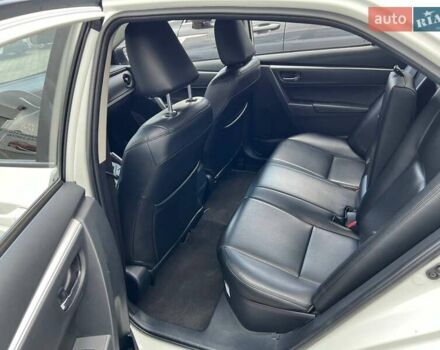 Білий Тойота Королла, об'ємом двигуна 1.8 л та пробігом 62 тис. км за 18200 $, фото 3 на Automoto.ua