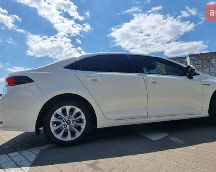 Белый Тойота Королла, объемом двигателя 1.8 л и пробегом 45 тыс. км за 26300 $, фото 6 на Automoto.ua