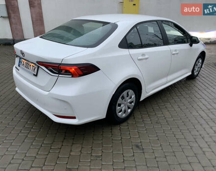 Белый Тойота Королла, объемом двигателя 1.6 л и пробегом 30 тыс. км за 16000 $, фото 2 на Automoto.ua