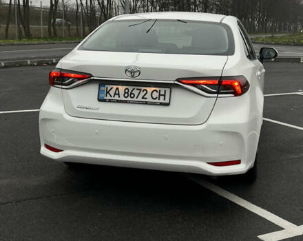 Білий Тойота Королла, об'ємом двигуна 1.6 л та пробігом 107 тис. км за 16500 $, фото 5 на Automoto.ua