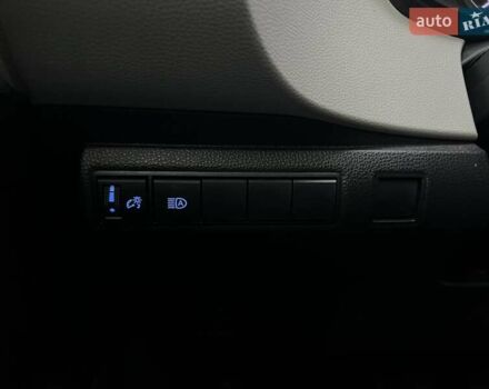 Белый Тойота Королла, объемом двигателя 1.8 л и пробегом 40 тыс. км за 16990 $, фото 16 на Automoto.ua