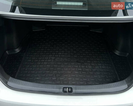 Білий Тойота Королла, об'ємом двигуна 1.6 л та пробігом 107 тис. км за 16500 $, фото 24 на Automoto.ua