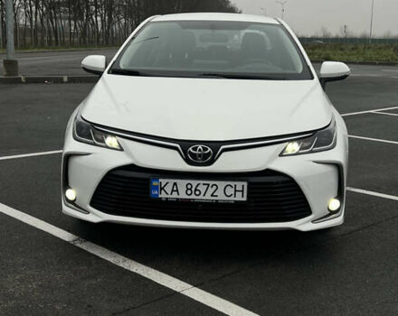 Білий Тойота Королла, об'ємом двигуна 1.6 л та пробігом 107 тис. км за 16500 $, фото 2 на Automoto.ua