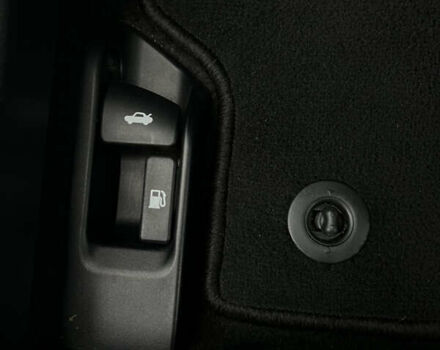 Білий Тойота Королла, об'ємом двигуна 1.6 л та пробігом 107 тис. км за 16500 $, фото 47 на Automoto.ua