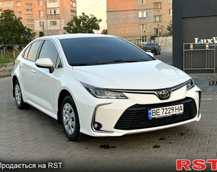 Белый Тойота Королла, объемом двигателя 1.6 л и пробегом 52 тыс. км за 18000 $, фото 3 на Automoto.ua