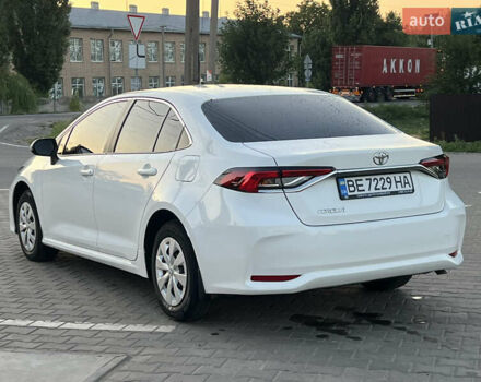 Белый Тойота Королла, объемом двигателя 1.6 л и пробегом 52 тыс. км за 18000 $, фото 3 на Automoto.ua