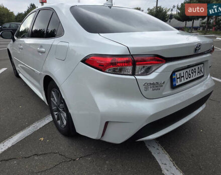 Белый Тойота Королла, объемом двигателя 1.8 л и пробегом 140 тыс. км за 18600 $, фото 7 на Automoto.ua