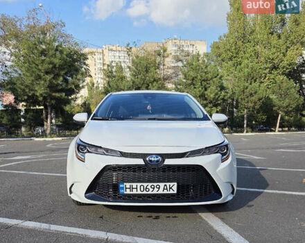 Белый Тойота Королла, объемом двигателя 1.8 л и пробегом 140 тыс. км за 18600 $, фото 4 на Automoto.ua