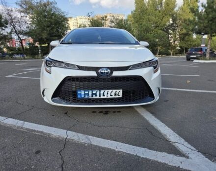 Тойота Королла 2022 в Одессе на Automoto.ua Белый Тойота Королла, объемом двигателя 1.8 л и пробегом 100 тыс. км за 18600 $, фото 2 на Automoto.ua
