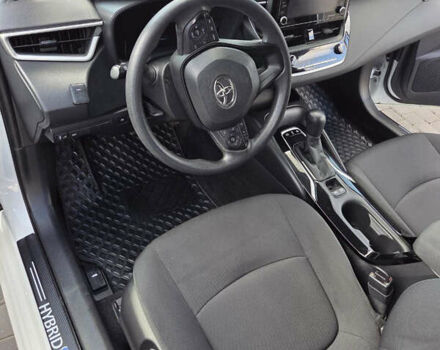 Белый Тойота Королла, объемом двигателя 1.8 л и пробегом 140 тыс. км за 18600 $, фото 13 на Automoto.ua