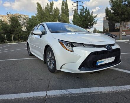 Тойота Королла 2022 в Одессе на Automoto.ua Белый Тойота Королла, объемом двигателя 1.8 л и пробегом 100 тыс. км за 18600 $, фото 1 на Automoto.ua
