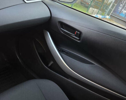 Белый Тойота Королла, объемом двигателя 1.8 л и пробегом 140 тыс. км за 18600 $, фото 19 на Automoto.ua