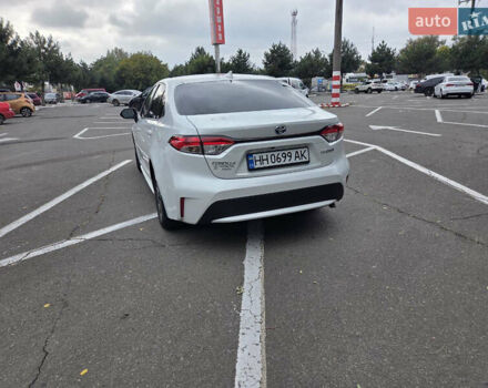 Белый Тойота Королла, объемом двигателя 1.8 л и пробегом 140 тыс. км за 18600 $, фото 8 на Automoto.ua