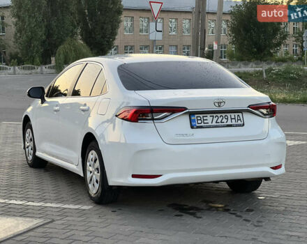 Белый Тойота Королла, объемом двигателя 1.6 л и пробегом 52 тыс. км за 18000 $, фото 11 на Automoto.ua