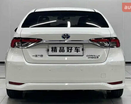 Белый Тойота Королла, объемом двигателя 0 л и пробегом 35 тыс. км за 23900 $, фото 3 на Automoto.ua