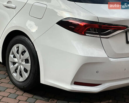Белый Тойота Королла, объемом двигателя 1.49 л и пробегом 161 тыс. км за 14450 $, фото 39 на Automoto.ua