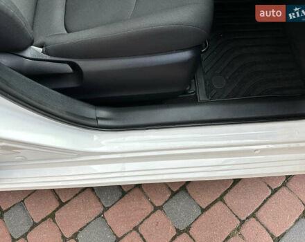 Белый Тойота Королла, объемом двигателя 1.49 л и пробегом 161 тыс. км за 14450 $, фото 130 на Automoto.ua