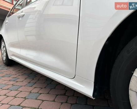 Белый Тойота Королла, объемом двигателя 1.49 л и пробегом 161 тыс. км за 14450 $, фото 47 на Automoto.ua