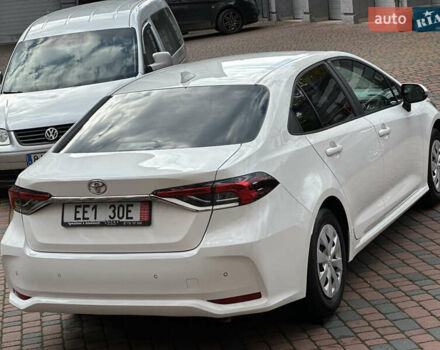 Белый Тойота Королла, объемом двигателя 1.49 л и пробегом 161 тыс. км за 14450 $, фото 2 на Automoto.ua