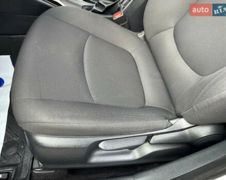 Белый Тойота Королла, объемом двигателя 1.49 л и пробегом 161 тыс. км за 14450 $, фото 100 на Automoto.ua