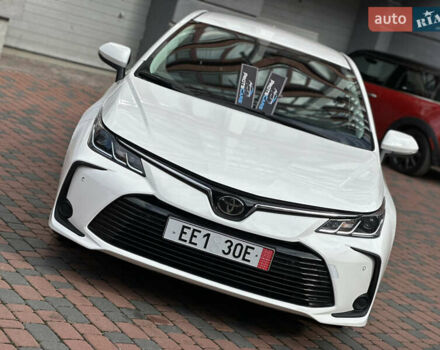 Белый Тойота Королла, объемом двигателя 1.49 л и пробегом 161 тыс. км за 14450 $, фото 5 на Automoto.ua