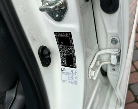 Белый Тойота Королла, объемом двигателя 1.49 л и пробегом 161 тыс. км за 14450 $, фото 97 на Automoto.ua